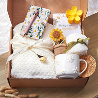 Sunshine Sunflower panier-cadeau pour femmes câlins dans une boîte paquet de soins pour Get Well Soon Mug Blanket Notebook Warm Gift Sets