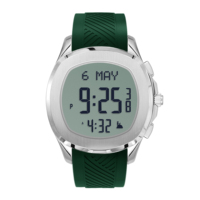 Montre numérique mondiale en acier inoxydable pour homme avec calendriers arabe/anglais, Hijri et Grégorien.