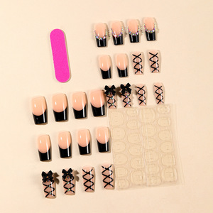 Dressed Armor Mittelgroße Rechteckige Schwarze Kreuzriemen-Nägel mit Französischem Rand, Schleife und Diamanten, Abnehmbare Aufklebenägel für Finger - Product Image 2