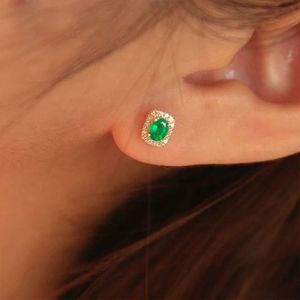 Pendientes de Oro de 18K Xinfly con Esmeralda Natural de 0.40ct y Diamante de 0.10ct, Joyería de Moda de Alta Calidad - Product Image 4