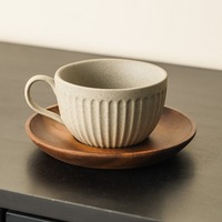 Ensemble tasse et soucoupe en grès rayé simple de style japonais vintage, tasse à café en céramique INS Kiln Change pour le petit-déjeuner et le lait