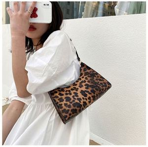Sacs à bandoulière tendance en PU pour femmes, petits cabas de voyage écologiques pour l'automne R2208 - Product Image 3