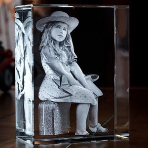 Tùy Chỉnh <span class=keywords><strong>3d</strong></span> Khắc <span class=keywords><strong>Laser</strong></span> Ảnh <span class=keywords><strong>Crystal</strong></span> <span class=keywords><strong>Cube</strong></span> Khắc Thủy Tinh Hình Ảnh Khối Cho Đám Cưới Món Quà Kỷ Niệm - Product Image 3