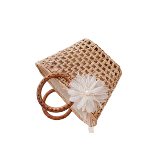 Sac en jacinthe d'eau Meilleur vendeur Sac en rotin Porte Cadeau pour la décoration de vacances Style classique Couleur marron clair Fabricant du Vietnam - Product Image 3