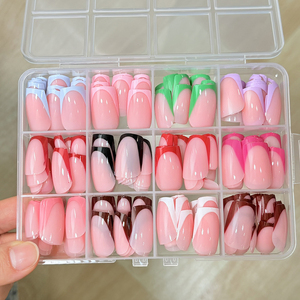 288 <span class=keywords><strong>faux</strong></span> <span class=keywords><strong>ongles</strong></span> à presser, colorés, French Manucure, brillants, carrés moyens, arc-en-ciel, couverture complète, aspect naturel, nude, acrylique - Product Image 1