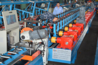 Machine de profilage de tôles d'acier pour armoires électriques, équipement de fabrication de colonnes, transmission par boîte de vitesses, épaisseur 1,2 mm, moteur