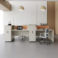 Poste de travail modulaire pour 4 à 6 personnes avec rangement et cloison, poste de travail de bureau moderne pour centre d'appels