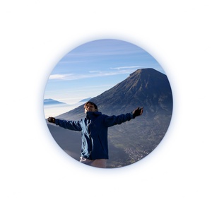 Écran LED circulaire multi-couleurs P2 de 2 m à faible consommation d'énergie, facile à installer, Ethernet/WiFi pour la publicité et la décoration de bureau - Product Image 1