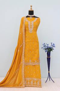Salwar Kameez semi-couture en soie Vichitra de qualité supérieure pour femme, style pakistanais, avec broderies sequins et motifs variés, toutes saisons, pour mariage et fête - Product Image 5