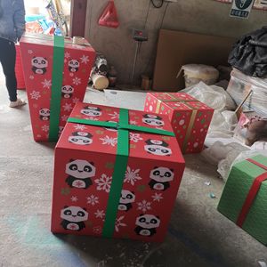 Fiberglass Christmas Decoration Moulding Painted <b>Large</b> Cartoon <b>Gift</b> <b>Box</b> For Indoor Outdoor Decoration - Product Image 1