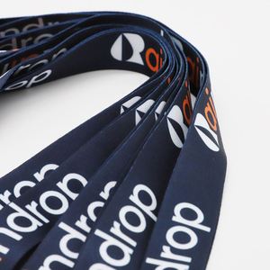 Lanière personnalisée à boucle détachable par transfert thermique pour les entreprises technologiques – Lanière durable en polyester pour badges d'identification des équipes de personnel et de bureaux d'entreprise - Product Image 4