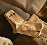 Chaussettes de fitness antidérapantes côtelées de luxe, respirantes, en coton premium, unisexes, chaussettes mi-hautes