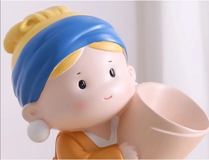 Figurines de personnes mignonnes et artisanat en résine Vase en résine élégant pour la décoration de la maison Pot de fleur avec un design complexe - Product Image 3