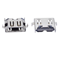 Connecteur femelle encastré de type A à 19 broches avec quatre broches sur la carte de connexion.
