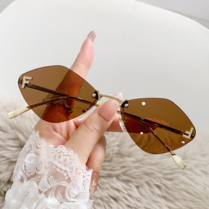 Lunettes de soleil œil de chat sans monture UV400 pour femmes, mode extérieure, protection solaire - Product Image 2