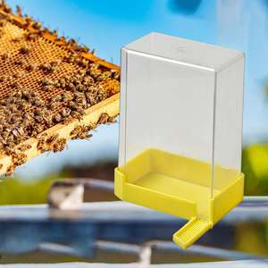 700ml Carré Automatique En Plastique Abeille <span class=keywords><strong>Distributeur</strong></span> De <span class=keywords><strong>Nourriture</strong></span> Nouvelle Condition Apiculture Outil Ruche D'eau Potable <span class=keywords><strong>Distributeur</strong></span> D'alimentation - Product Image 5