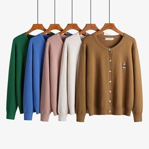 Cardigan en tricot pour femmes grandes tailles, col rond, pull épais, broderie ours, couleur unie, tailles MLXL2XL3XL, Europe et Amérique, Moyen-Orient - Product Image 1