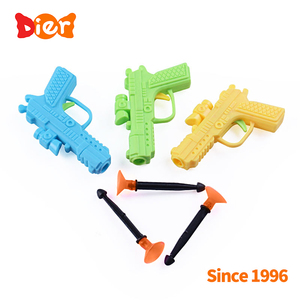 ชุดปืนของเล่นแสนสนุกพร้อมลูกอมผลไม้ หมากฝรั่งแบบติดสติ๊กเกอร์ หลายสี สำหรับเด็กๆ  รับผลิตตามสั่งและขายส่ง - Product Image 2