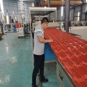 Machine d'extrusion de tuiles de toit en résine synthétique ASA PVC, Machine de fabrication de tuiles de toit émaillées - Product Image 3