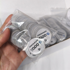 Étiquette intelligente Nfc en tissu lavable et séchable pour vêtements étiquettes sur vêtements étiquette tissu puce imperméable tissé Nfc étiquette de vêtements - Product Image 3