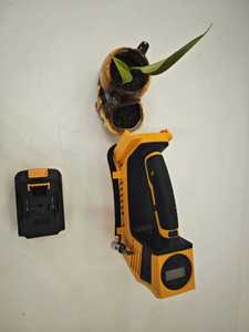 Nuevo producto <span class=keywords><strong>Compresor</strong></span> <span class=keywords><strong>de</strong></span> <span class=keywords><strong>aire</strong></span> <span class=keywords><strong>de</strong></span> coche inalámbrico <span class=keywords><strong>Makita</strong></span> Tipo <span class=keywords><strong>de</strong></span> batería Inflar neumáticos Bomba <span class=keywords><strong>de</strong></span> <span class=keywords><strong>aire</strong></span> <span class=keywords><strong>de</strong></span> coche con luz LED - Product Image 5