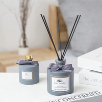 Diffuseur de roseaux en rotin indonésien de qualité supérieure - 100 ml/200 ml Longue durée, Ensemble d'aromathérapie pour la maison et le bureau