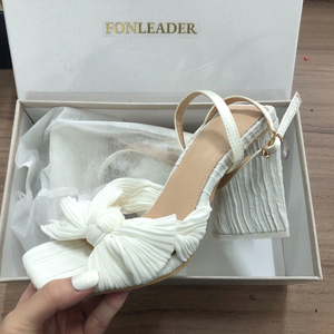 Talons triangulaires pour grandes tailles, avec nœud papillon, talons blocs épais tendance pour femmes - Product Image 6