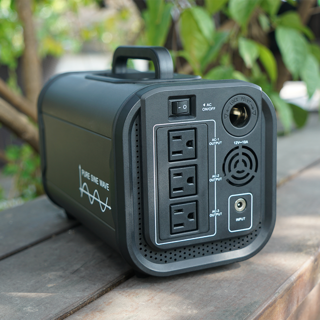2024 New Arrival 300W 333Wh Power Station Hot Sale Portable Battery Energy Storage Supply Generator for Travel Emergency Use Car