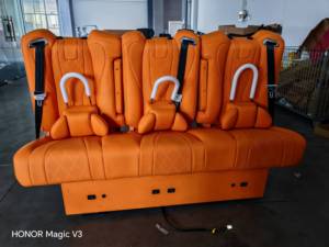 Venta caliente NUEVO <span class=keywords><strong>Mercedes</strong></span> <span class=keywords><strong>Vito</strong></span> Sprinter Furgoneta de lujo Asientos de aviación Multifuncional Camper trasero Van Car Interior Upgrades - Product Image 4