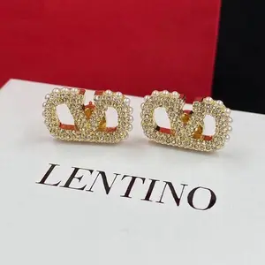 V letter diamond pearl 925 silver needle stud earrings Brass material fashion all-matching earrings women