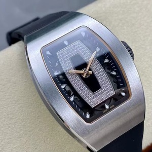 A Noble Elegant <b>Automatic</b> Mechanical Diver Sports Watch Rubber Band Pointer Dial Set High Quality Moissanite for Both Men Women - Product Image 2