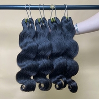 Lots de Cheveux Humains Bruts Vietnamiens 100% Naturels, Ondulés, Cuticules Alignées, Provenant d'un Donneur Unique, Vente en Gros