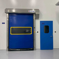 Ritsleting Pintu PVC Tahan Lama dan Cepat untuk Ruang Bersih dengan Sensor Keamanan untuk Lalu Lintas Forklift dan Bengkel dengan Pengendalian Debu.