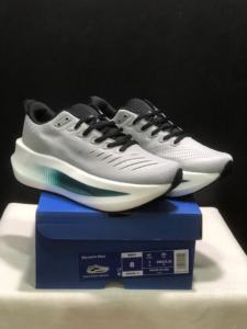 أحذية رياضية بالجملة، أحذية جري رياضية، أحذية جليسرين ماكس 2 للجري، أحذية رياضية للنساء والسيدات - Product Image 2