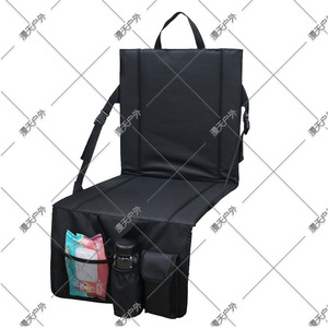 Cojín plegable de tela Oxford para acampar al aire libre con bolsillos para uso en picnics y conciertos - Product Image 3