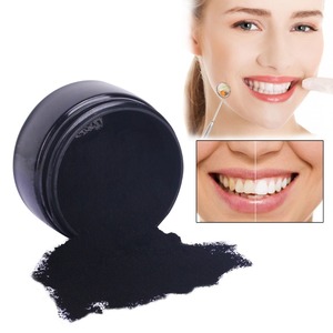 Produits en ligne Formule au charbon actif Poudre de blanchiment des <span class=keywords><strong>dents</strong></span> est sûr à utiliser pour blanchir vos <span class=keywords><strong>dents</strong></span> - Product Image 1