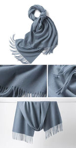 ผ้าพันคอขนสัตว์แท้ 100% สีพื้น พร้อมพู่ห้อยโลโก้แบบกำหนดเอง ฉลากส่วนตัว ผ้าคลุมไหล่ยาวสำหรับฤดูหนาว - Product Image 4