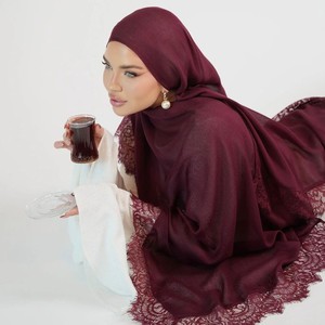 Voile long en dentelle modale 2026 pour <span class=keywords><strong>femme</strong></span> – Polyvalent, style ethnique, utilisation quatre saisons, inspiration malaise et moyen-orientale - Product Image 2