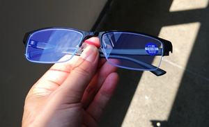 Bisagra de metal clásica para <span class=keywords><strong>presbicia</strong></span>, <span class=keywords><strong>gafas</strong></span> de media montura a la moda, con luz azul y gruesas - Product Image 2