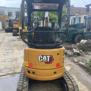 Mini-excavatrice Caterpillar 301.7 d'occasion, 1,7 tonne, pour petits projets de construction, machine d'occasion - Product Image 1