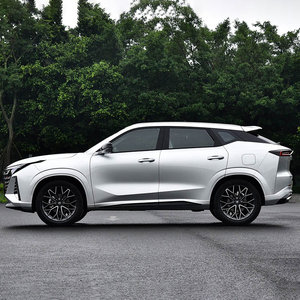 Changan UNI-Z <span class=keywords><strong>SUV</strong></span> essence intermédiaire avec toit ouvrant panoramique, véhicule neuf, durable, direction à gauche, dépôt requis - Product Image 4