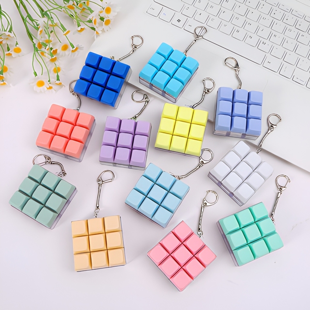 High Quality Keyboard Fidget Toy Mechanical Keycap Stress Relief Clicker Everyday Carry Keychain Decompression Toys