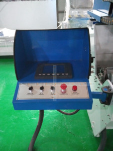 Centre de fraisage de forage de profilés en <span class=keywords><strong>aluminium</strong></span> CNC Offre Spéciale <span class=keywords><strong>Machine</strong></span> de centre de traitement en <span class=keywords><strong>aluminium</strong></span> avec prix d'usine - Product Image 5