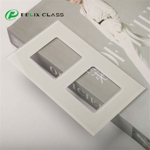 Felix Glass - Panneau de commande en verre trempé personnalisé |   Interrupteurs muraux et commandes d'éclairage pour la cuisine - Product Image 3