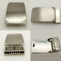 Boucle de ceinture moderne en alliage de zinc nickel brossé et nickel brillant de 35 mm avec griffes arrière pour ceintures en cuir formelles pour hommes