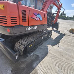 Mini pelleteuse à chenilles Doosan DH55 d'occasion | Origine: Corée du Sud | Idéal pour la construction, l'agriculture et l'aménagement paysager - Product Image 3