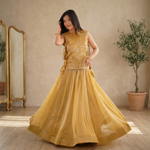 TENNECY Blusa de mujer con bordado tradicional de hilo Dori y ribete de encaje, para boda y Diwali, estilo Salsa Crush, elástica y sin arrugas - Product Image 1