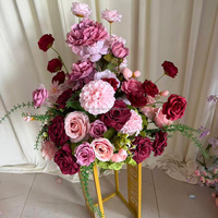 Hochzeitsblumenarrangements MoKtong 7D Seide 70cm Dendrobium Lila Blumenball mit Pavillon Altar