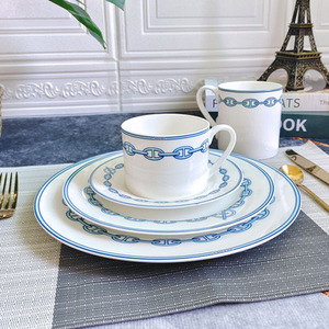Offre Spéciale : Assiettes et Plats de Luxe Nordiques Blancs et Bleus avec Coffret Cadeau pour Restaurants, Hôtels et Usage Domestique - Product Image 4
