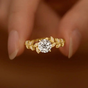 Anello con Design a Foglia di Alloro, Stile Naturale per Donne - Product Image 2